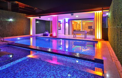 Kalkan Bölgesinde Korunaklı 4 Kişilik Tatil Villası 