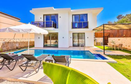 Kalkan Bölgesinde 4 Kişilik Muhafazakar Tatil Villası