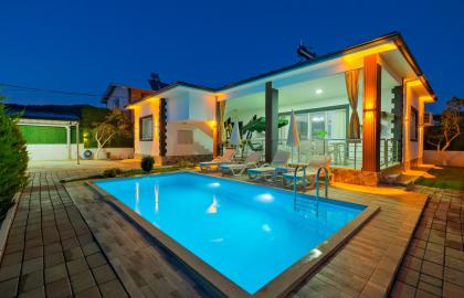 Fethiyede 6 Kişilik Korunaklı Tatil Villası