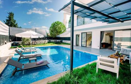 Antik Kent Patarada 4 Kişilik Korunaklı Villa