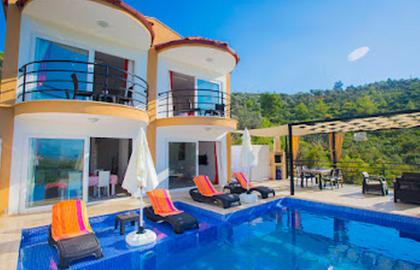 Kalkan Akbelde 4 Kişilik Korunaklı Villa