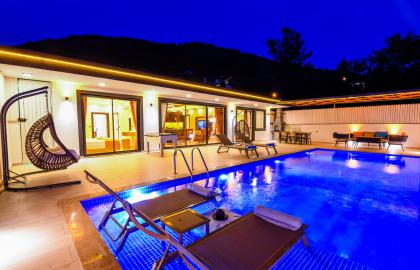 Kalkan Bölgesinde 4 Kişilik Muhafazakar Tatil Villası 