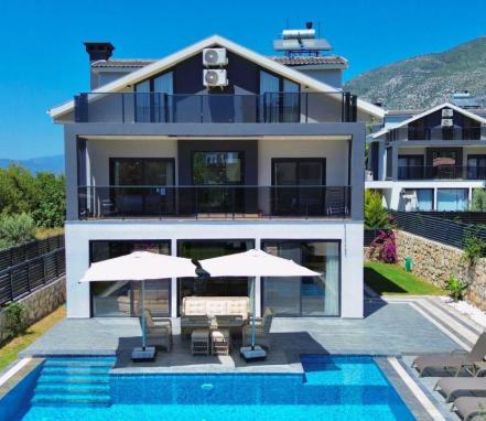 Fethiye Bölgesinde 8 Kişilik Doğa İçinde Tatil Villası