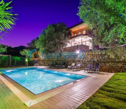 Marmaris Selimiye Mevkiinde 9 Kişilik Tatil Villası