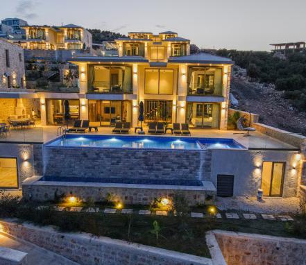 Antalya Kalkan Mevkiinde 6 Kişilik Tatil Vİllası