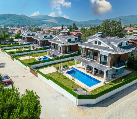 Fethiye Merkezde 8 Kişilik Tatil Villası