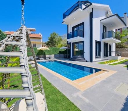 Ölüdenize Yakın 6 Kişilik Villa