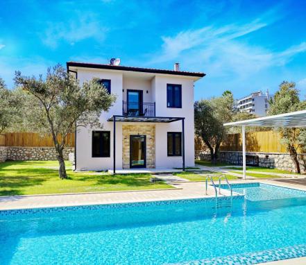 Patara Plajına Yakın Havuzlu Kiralık Villalar