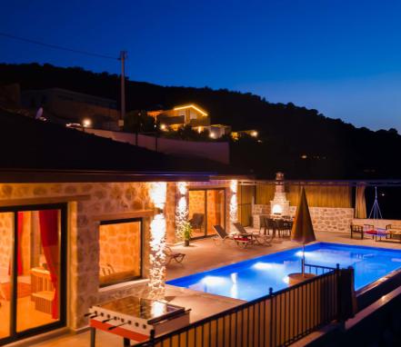 Kalkan Yeşilköy Bölgesinde 4 Kişilik Tatil Villası