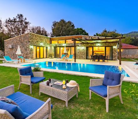 Fethiyede 6 Kişilik Korunaklı Tatil Villası