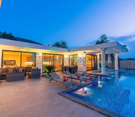 Kalkan Hacıoğlan Bölgesinde Özel Havuzlu Lüks 6 Kişilik Villa