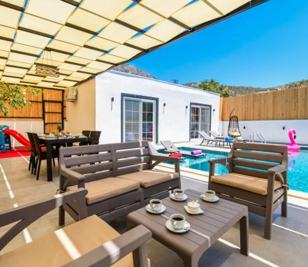 Kalkan Ulugöl Mevkiinde 4 Kişilik Tatil Villası