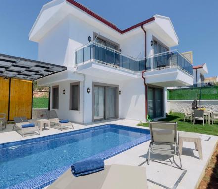 Antalya Kaş Mevkiinde 5 Kişilik Tatil Vİllası