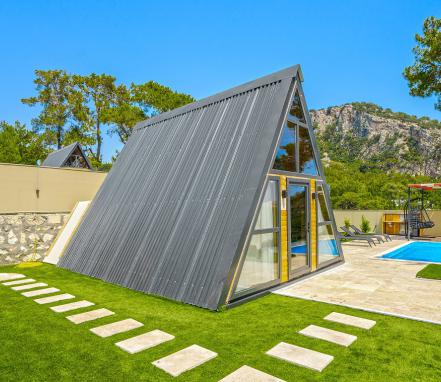 Seydikemerde Korunaklı 4 Kişilik Villa