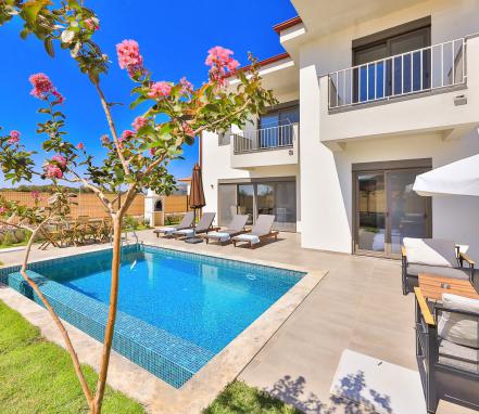 Kaş Bölgesinde 6 Kişilik Tatil Villası