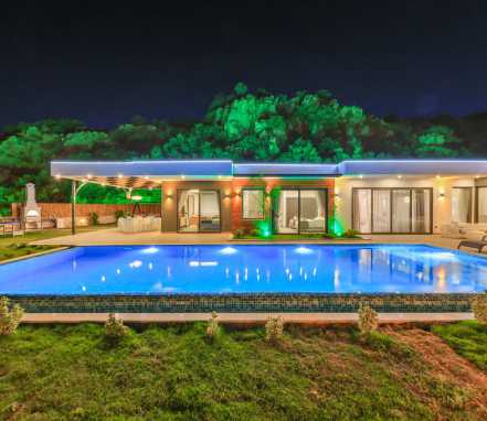 Kalkan Çavdır Bölgesindeki 4 Kişilik Huzurlu Tatil Villası