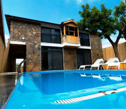 Demre Çevreli Bölgesinde 4 Kişilik Otantik Villa