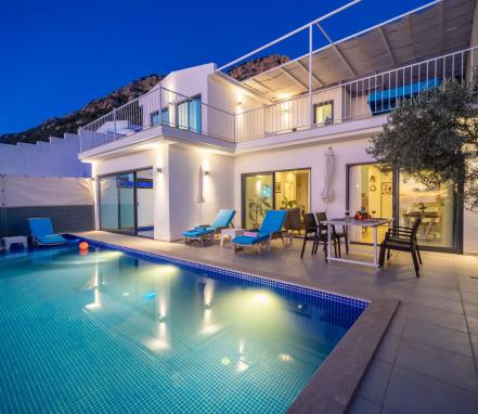 Kalkan Körderede 4 Kişilik Korunaklı Tatil Villası