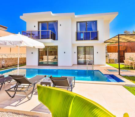 Kalkan Bölgesinde 4 Kişilik Muhafazakar Tatil Villası