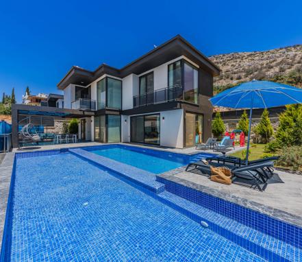 Kalkan bölgesinde 4 Kişilik Muhafazakar Tatil Villası