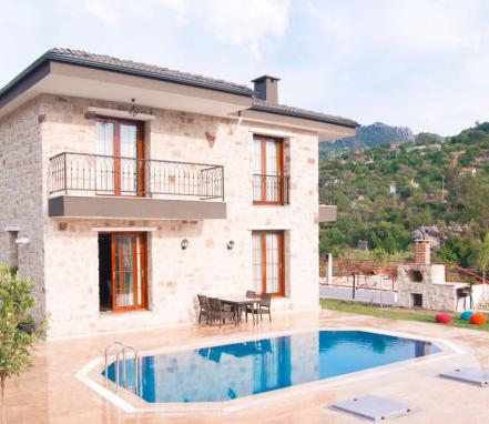 Muğla Sögüt Mevkiinde 6 Kişilik Tatil Villası