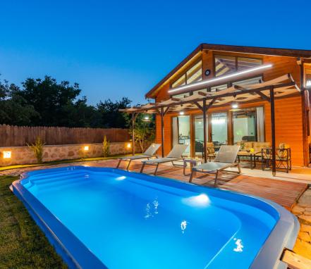 Antalya Kalkan Mevkiinde 4 Kişilik Tatil Vİllası