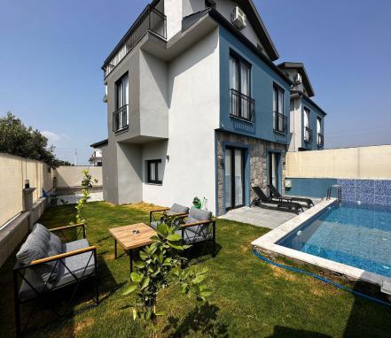 Fethiye Merkeze Yakın Özel Havuzlu Kiralık Villa
