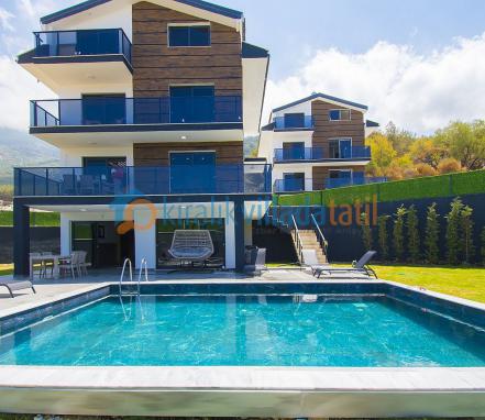 Fethiye Bölgesinde Doğa İçinde Lüks 8 Kişilik Tatil Villası 