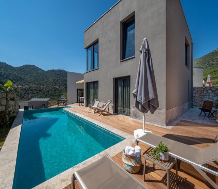Kaş Belenli Bölgesinde 8 Kişilik Tatil Villası