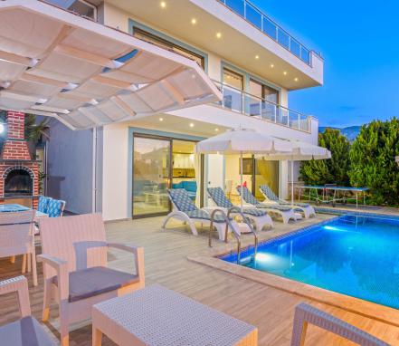 Kalkan Bölgesinde 4 Kişilik Muhafazakar Tatil Villası