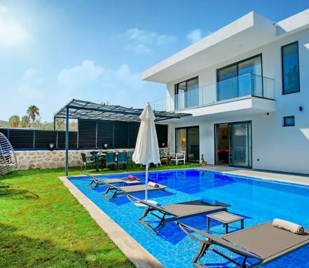 Patarada 4 Kişilik Korunaklı Villa
