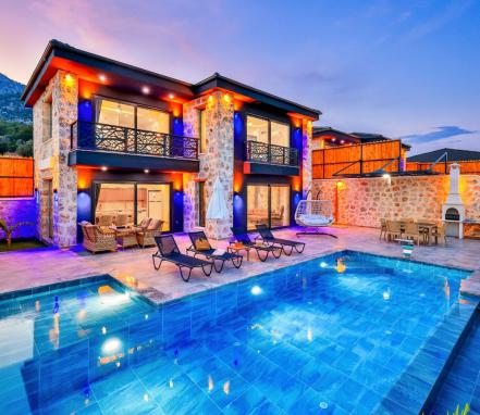 Kumluova Karadere Bölgesinde 4 Kişilik Tatil Villası