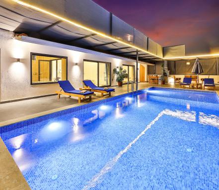 Kalkan Bölgesinde Korunaklı 4 Kişilik Tatil Villası