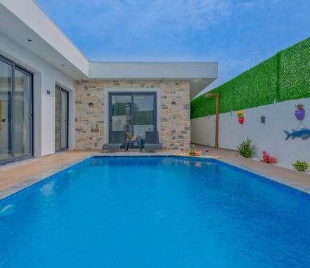Fethiye Karaçulha Bölgesinde Özel Havuzlu 4 Kişilik Kiralık Tatil Villası
