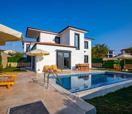 Kaş Bölgesinde Muhafazakar 6 Kişilik Tatil Villası