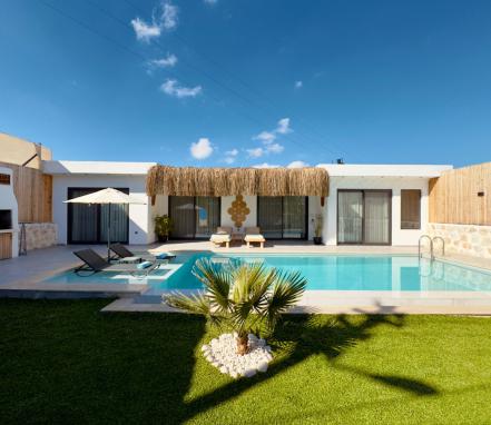 Kalkan Bölgesinde Korunaklı 4 Kişilik Tatil Villası 