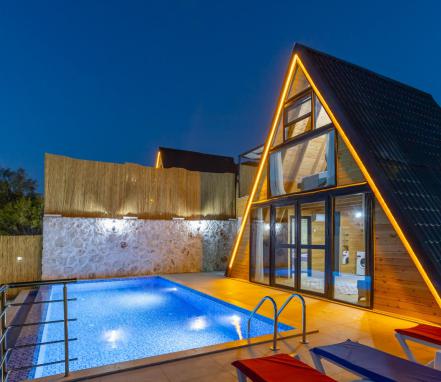 Sarıbelen Mevkiinde 4 Kişilik Muhafazakar Tatil Villası