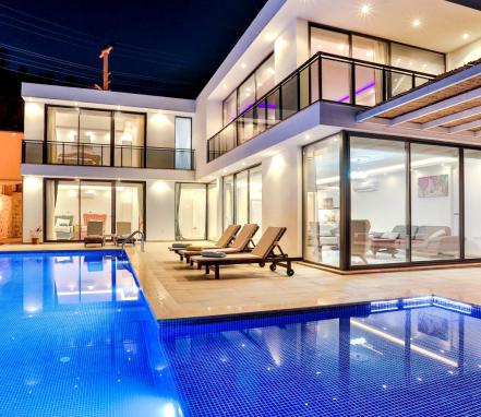 Kaş Bölgesinde 6 Kişilik Muhafazakar Tatil Villası
