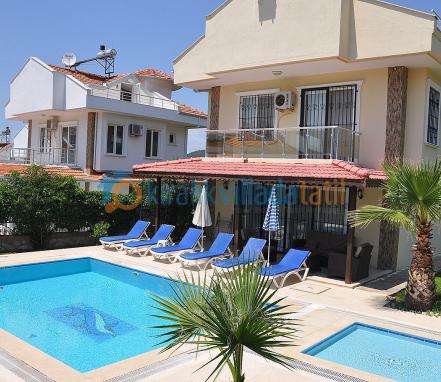 Ölüdeniz Hisarönünde Çekirdek Aileler İçin 6 Kişilik Villa