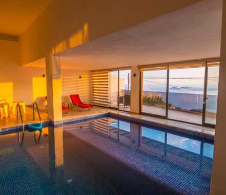 Kalkan Kördere Mevkiinde Deniz Manzaralı Lüks Balayı Tatil Villası 