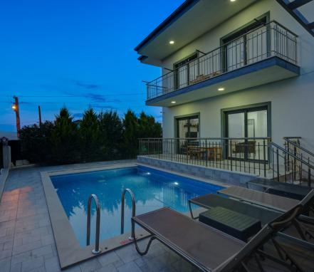 Fethiye Bölgesinde 4 Kişlik Korunaklı Tatil Villası