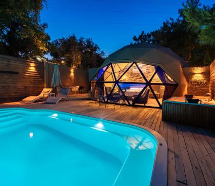 İslamlar Mevkiinde Özel Tasarım 1+0 Lüks Kiralık Domes Tatil Villası