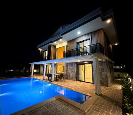 Fethiye Kargı Mevkiinde 8 Kişilik Tatil Villası
