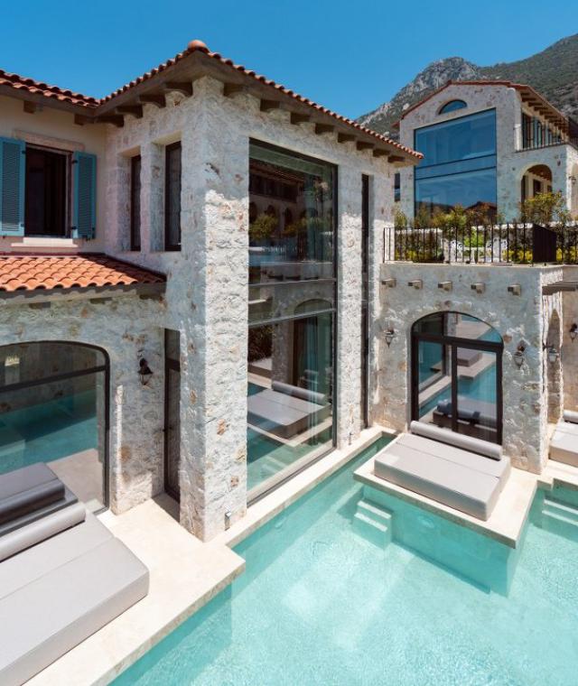 Kalkan kızıltaş Mevkiinde 10 Kişilik Tatil Villası