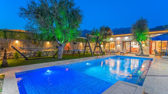 Kalkan Çayköy Mevkiinde 4 Kişilik Tatil Villası