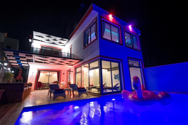 Kalkan İslamlar Köyünde 4 Kişilik Tatil Villası