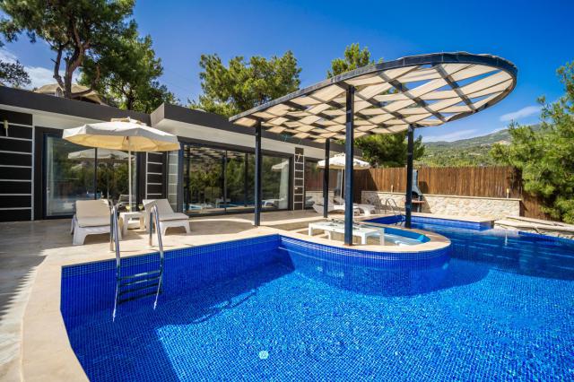 Kalkan İslamlar Mevkiinde 4 Kişilik Muhafazakar Tatil Villası