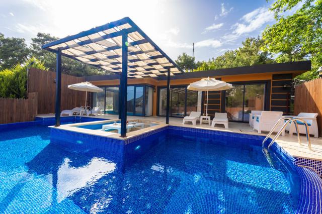 Kalkan İslamlar Mevkiinde 4 Kişilik Muhafazakar Tatil Villası