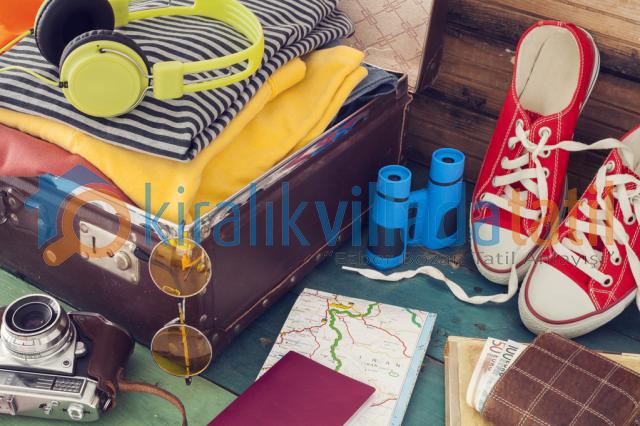 Tatil Yaparken Bavulunuzda Olması Gerenler