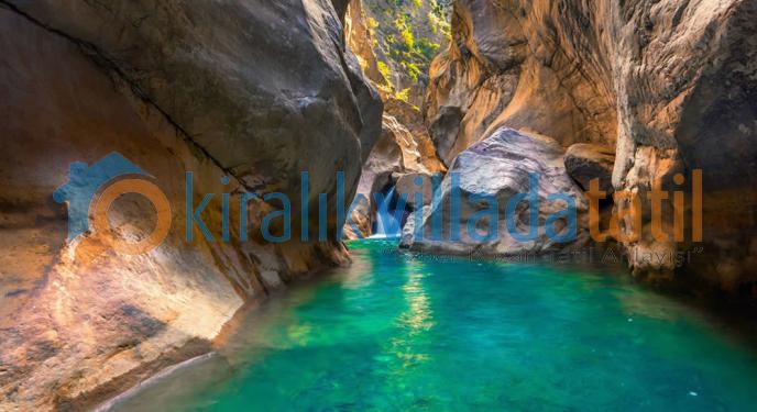 Türkiye'nin Doğa Harikası Saklıkent Kanyonu